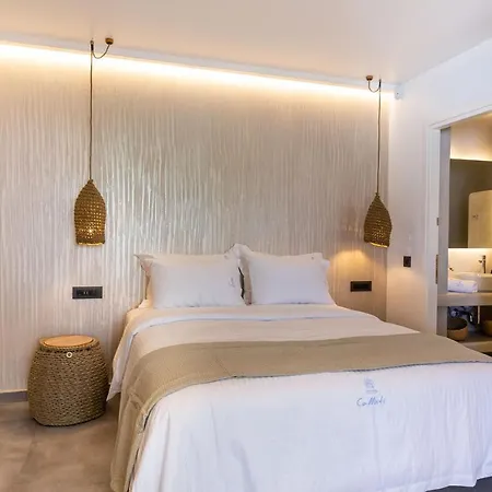 Callisti With Pool View And Calypso Upper Floor With Sea View Apartment Mykonos Town