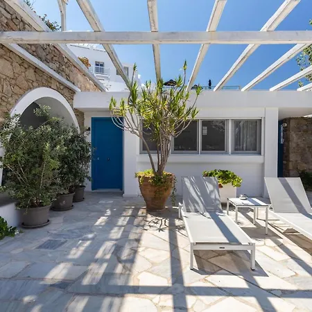 Callisti With Pool View And Calypso Upper Floor With Sea View Apartment