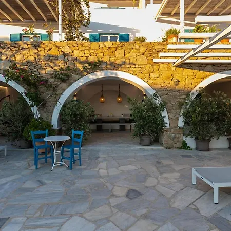 Callisti With Pool View And Calypso Upper Floor With Sea View Apartment Mykonos Town
