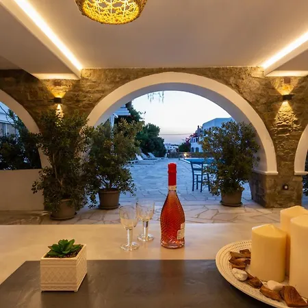 Callisti With Pool View And Calypso Upper Floor With Sea View Apartment Mykonos Town
