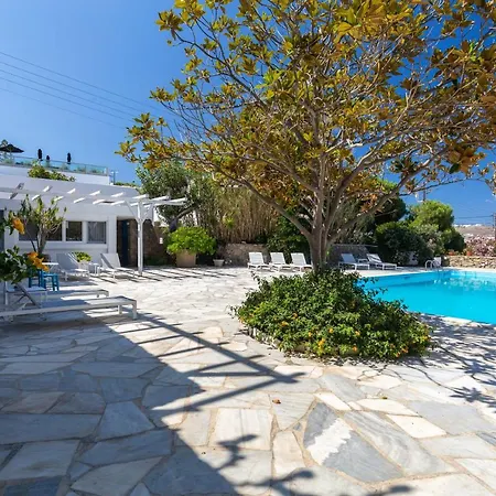 Callisti With Pool View And Calypso Upper Floor With Sea View Apartment