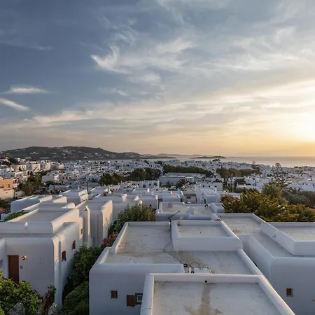 Callisti With Pool View And Calypso Upper Floor With Sea View Apartment Mykonos Town