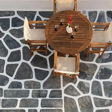 Callisti With Pool View And Calypso Upper Floor With Sea View Mykonos Town